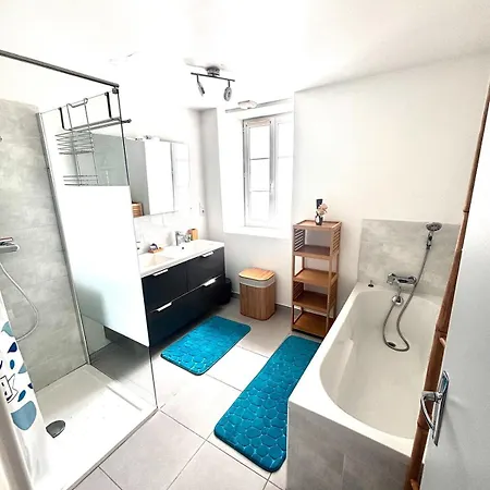 Grande Maison Avec Tranquillite Garantie Ferienhaus