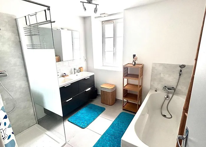 Grande Maison Avec Tranquillite Garantie Nyaraló