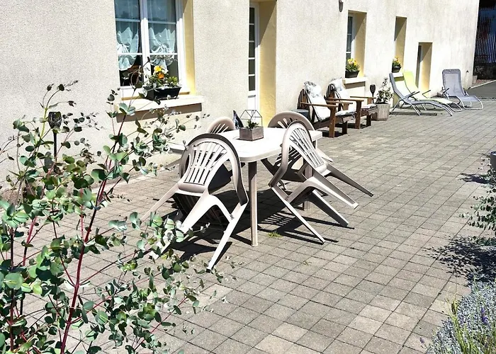 Grande Maison Avec Tranquillite Garantie