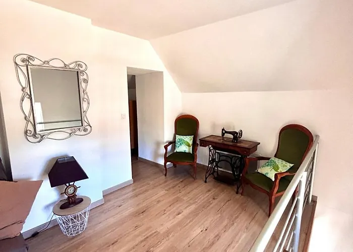 Grande Maison Avec Tranquillite Garantie