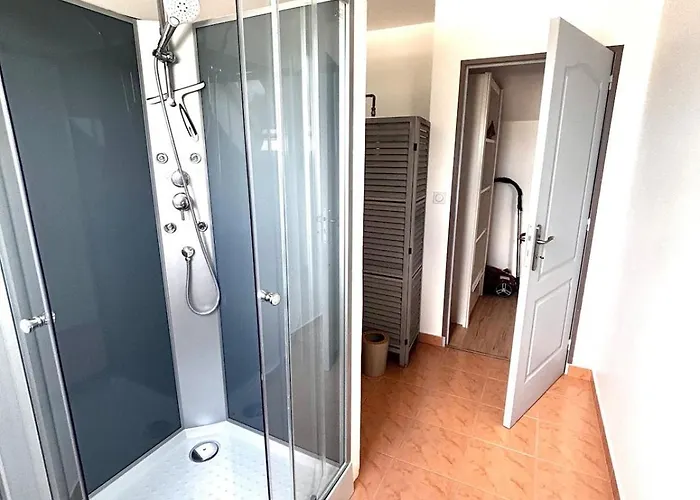 Grande Maison Avec Tranquillite Garantie