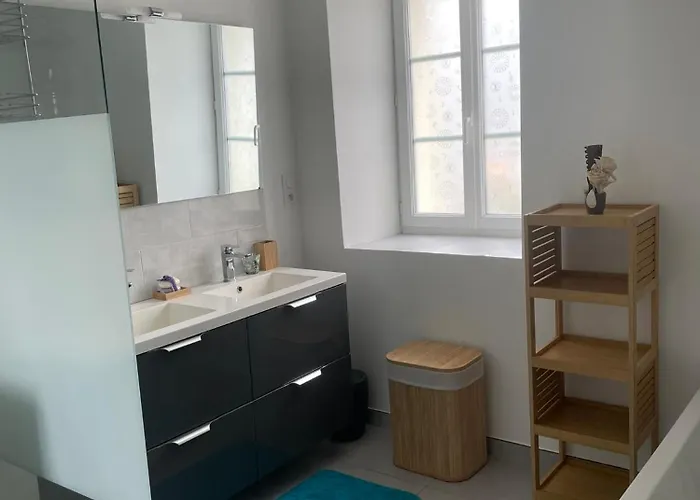 Vakantiehuis Grande Maison Avec Tranquillite Garantie Lessay